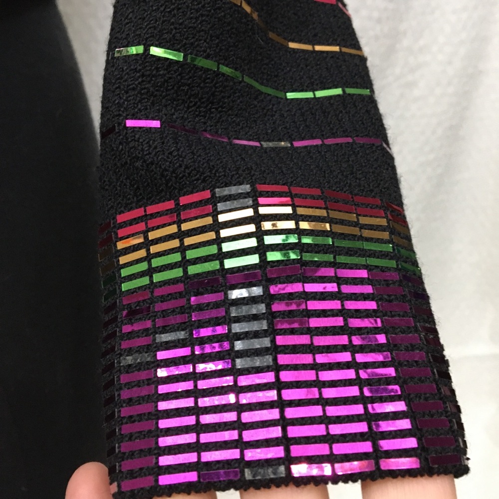 St. John Evening Crop Top Rainbow Flat Sequins Sz… - image 5